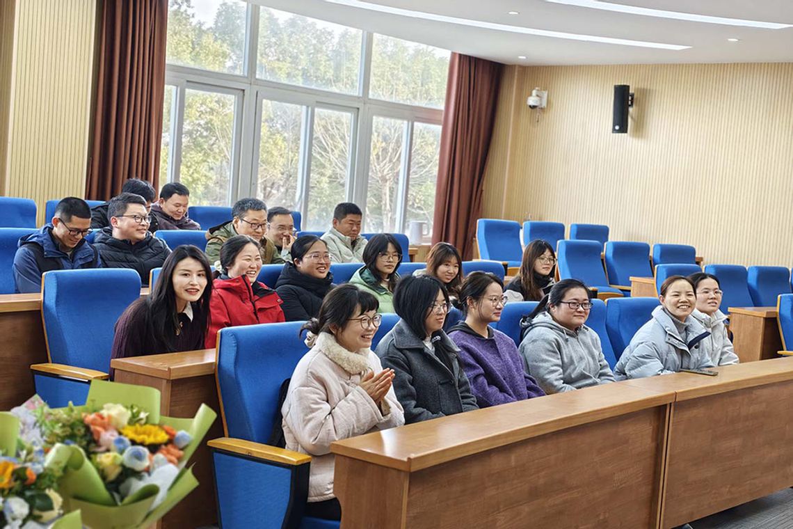 花香致敬“她力量”&nbsp;温情满溢M...