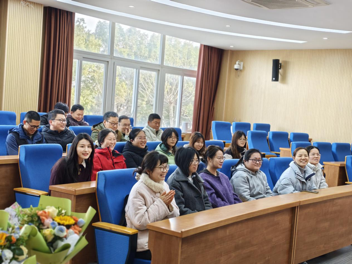 花香致敬“她力量”&nbsp;温情满溢M...